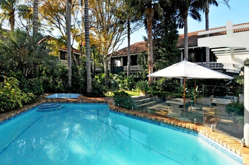 Emerald Inn On Takapuna Beach Auckland Exterior photo