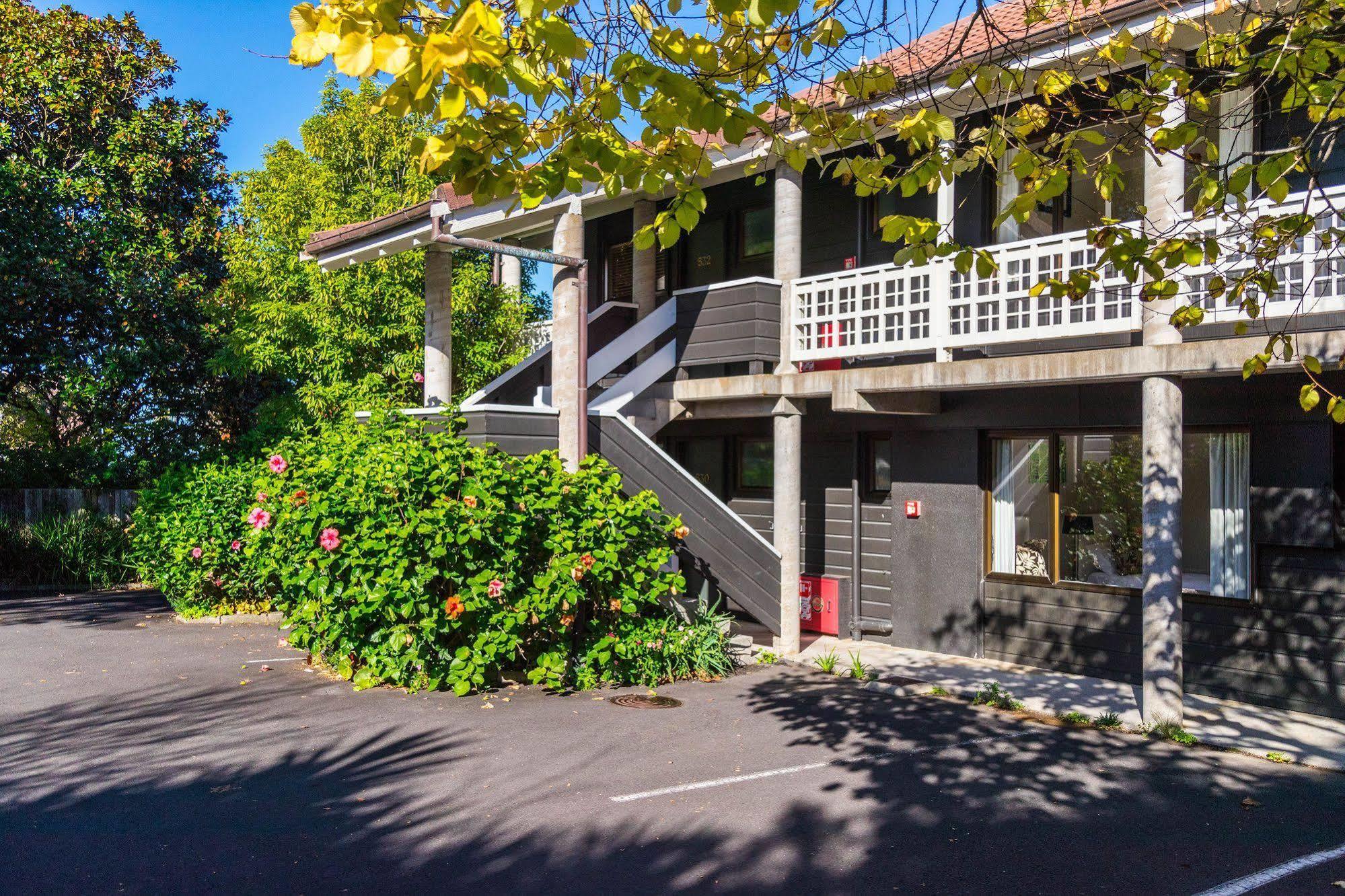 Emerald Inn On Takapuna Beach Auckland Exterior photo
